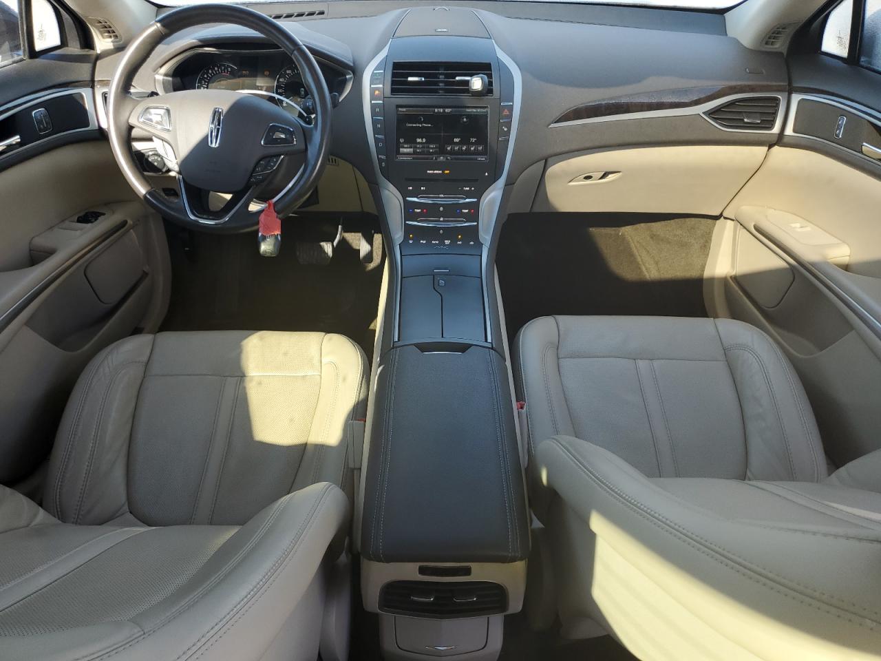 2016 Lincoln MKZ - Image 8
