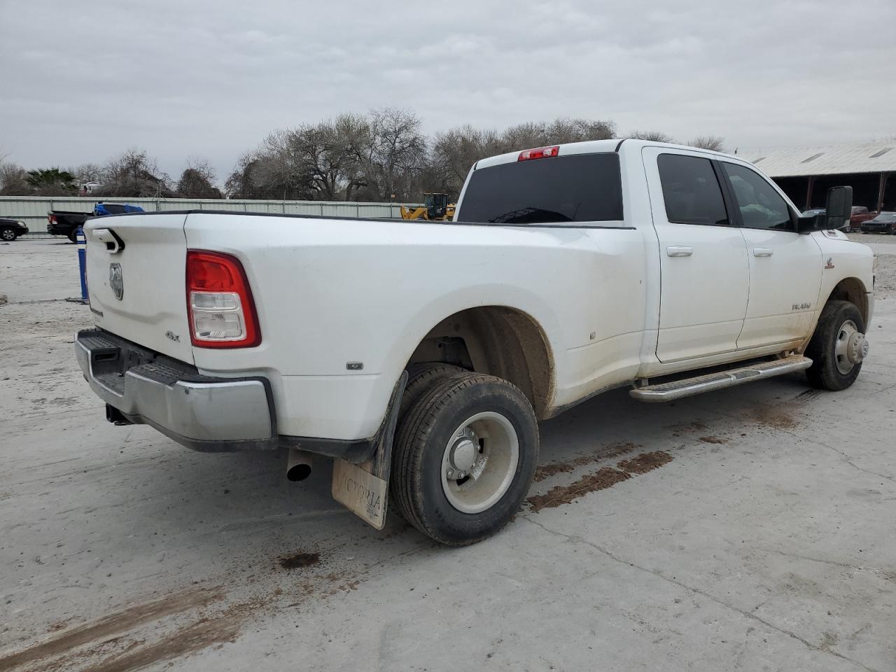 2021 RAM 3500 - Image 3