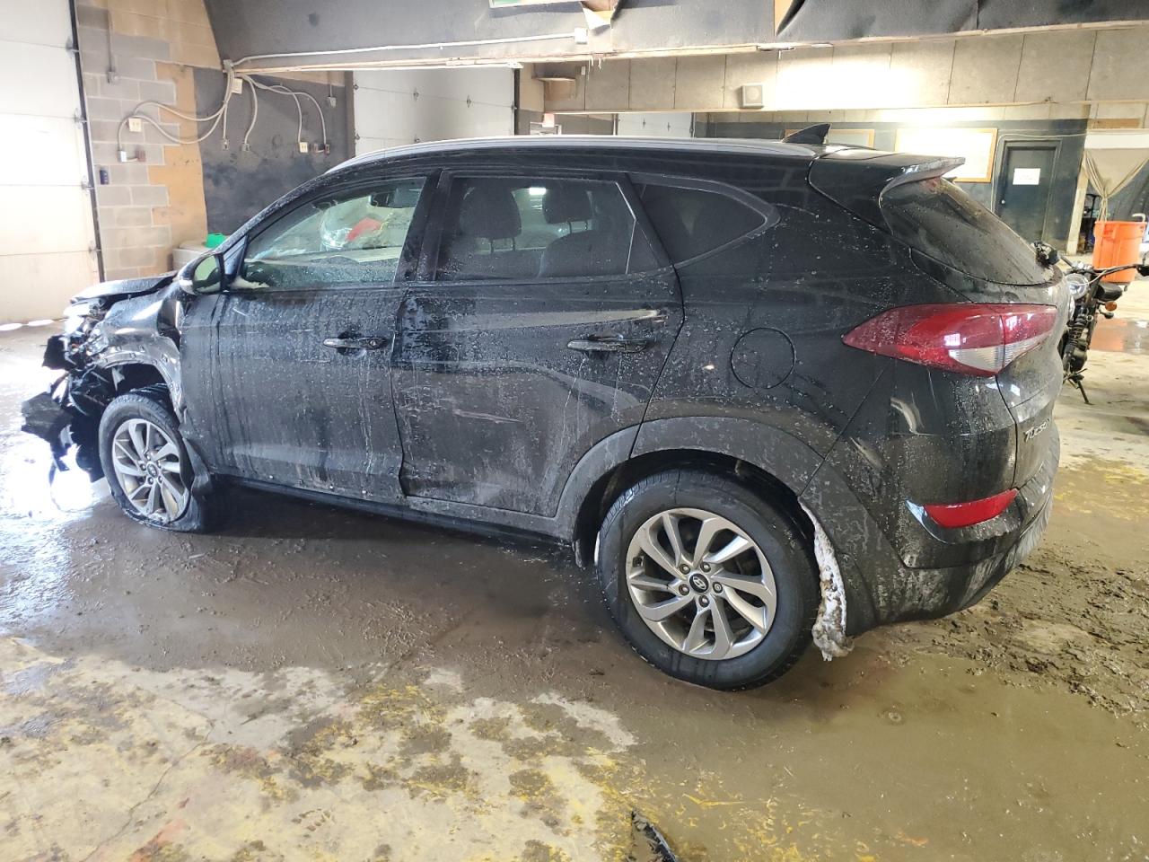 2018 Hyundai Tucson - Image 2