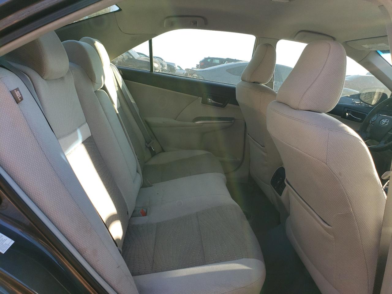 2012 Toyota Camry - Image 10