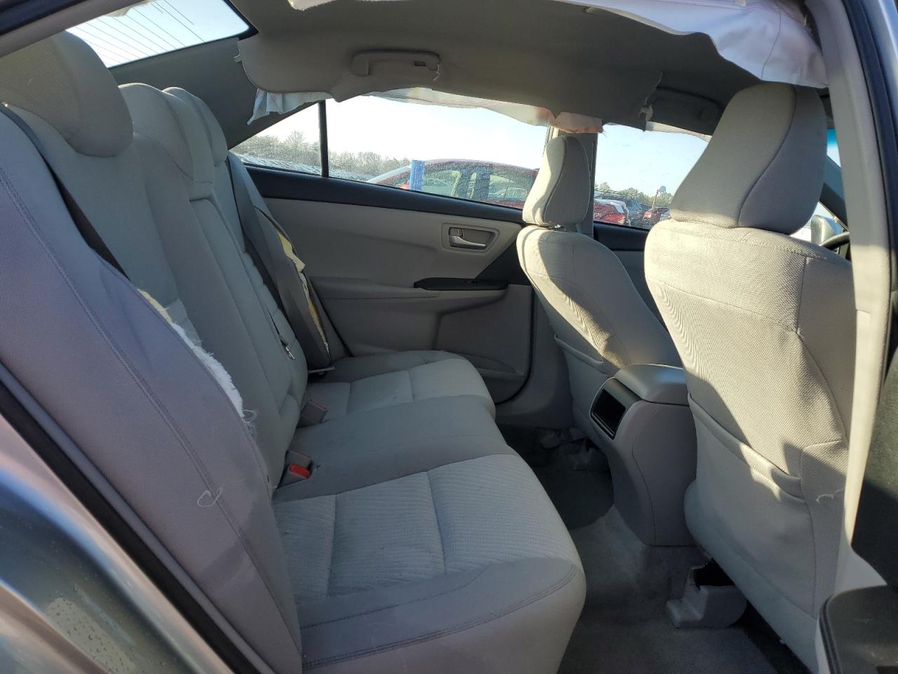 2017 Toyota Camry - Image 11