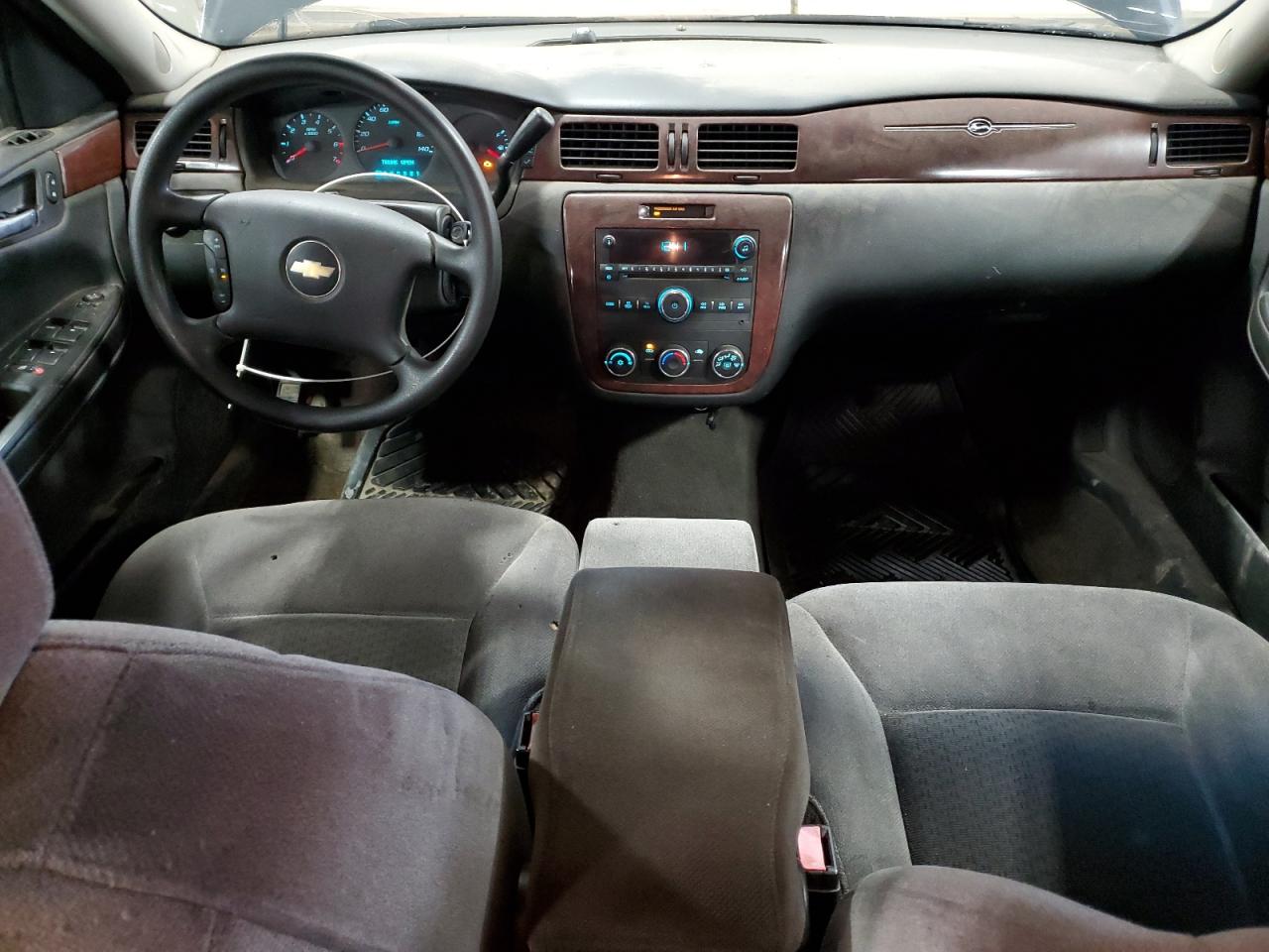 2006 Chevrolet Impala - Image 8
