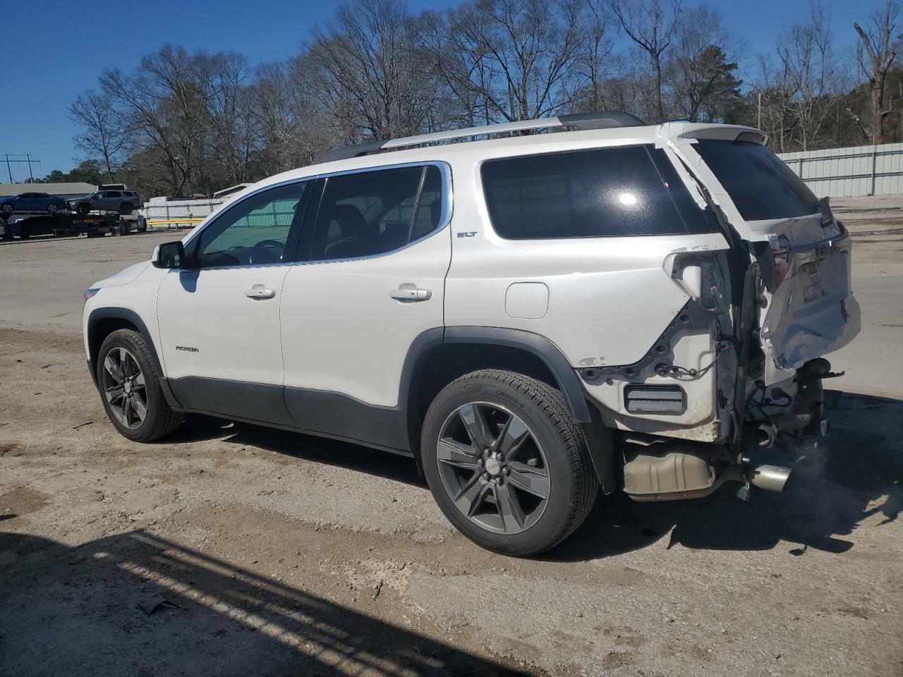 2018 GMC Acadia - Image 2