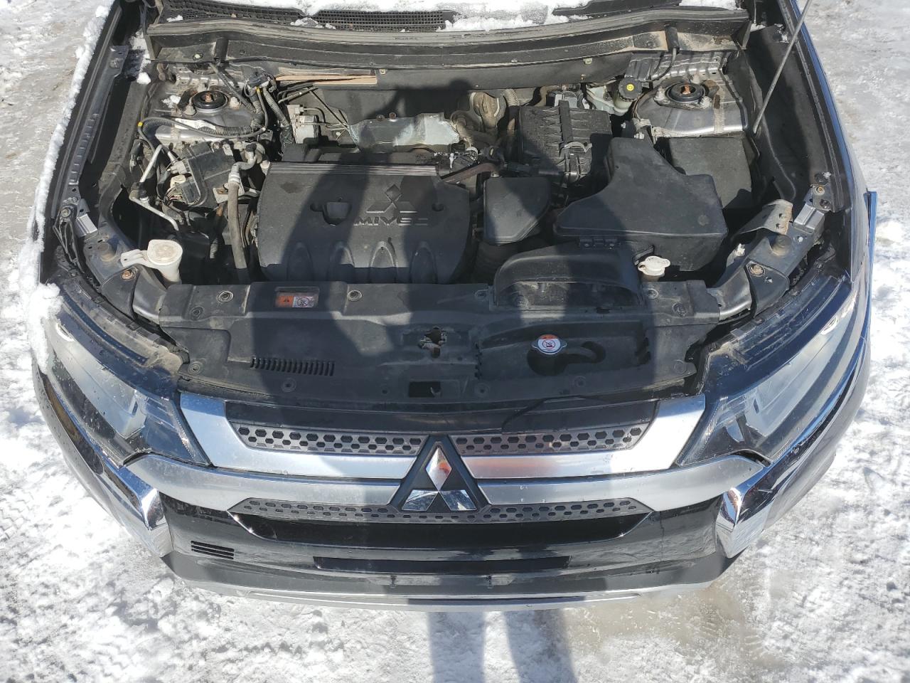 2019 Mitsubishi Outlander - Image 12