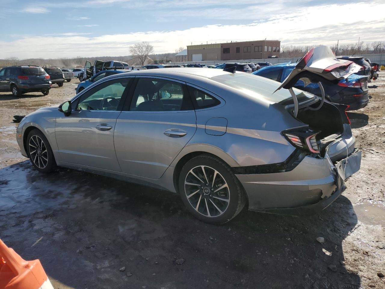 2020 Hyundai Sonata - Image 2