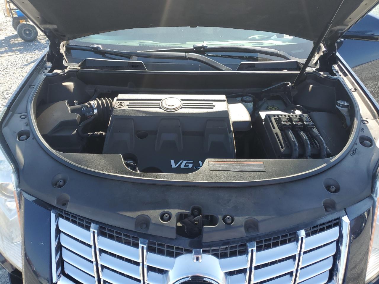 2015 Cadillac SRX - Image 12