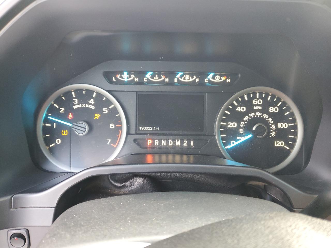 2016 Ford F-150 - Image 9