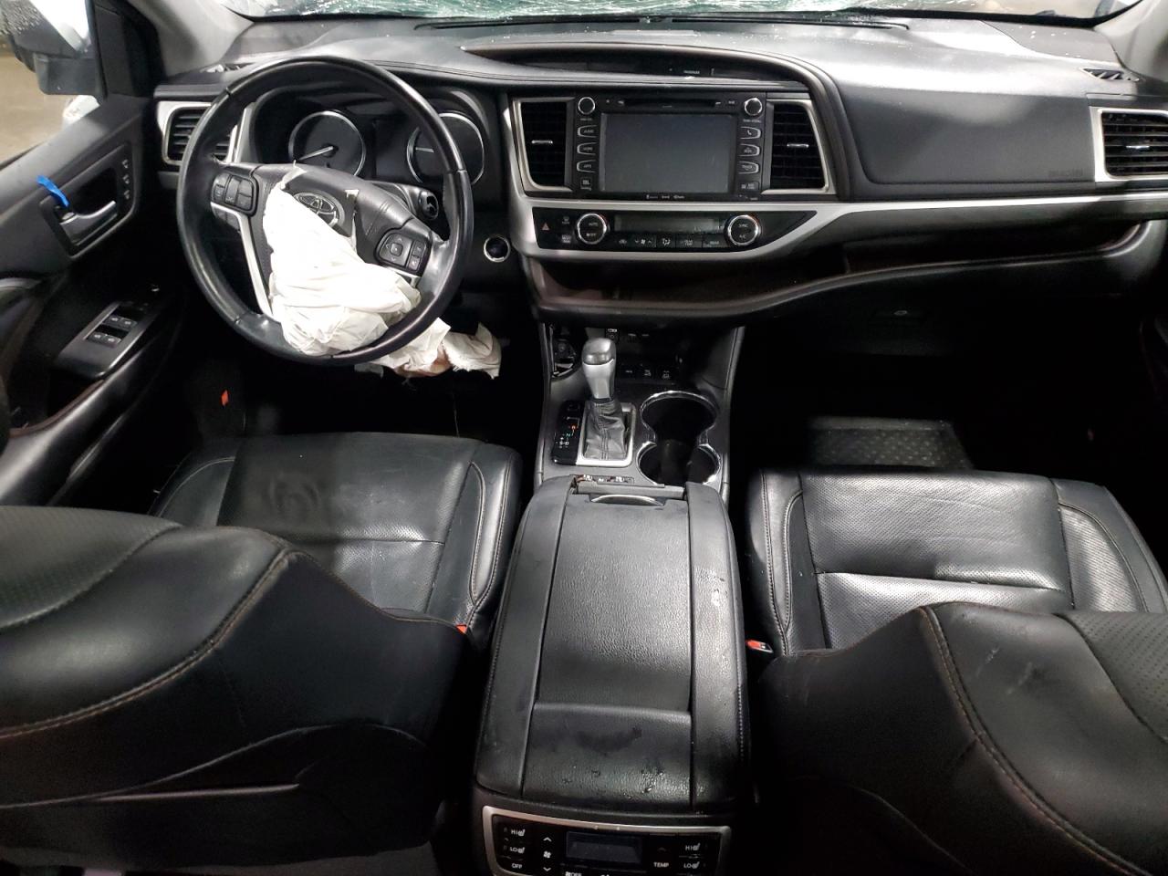 2019 Toyota Highlander - Image 8