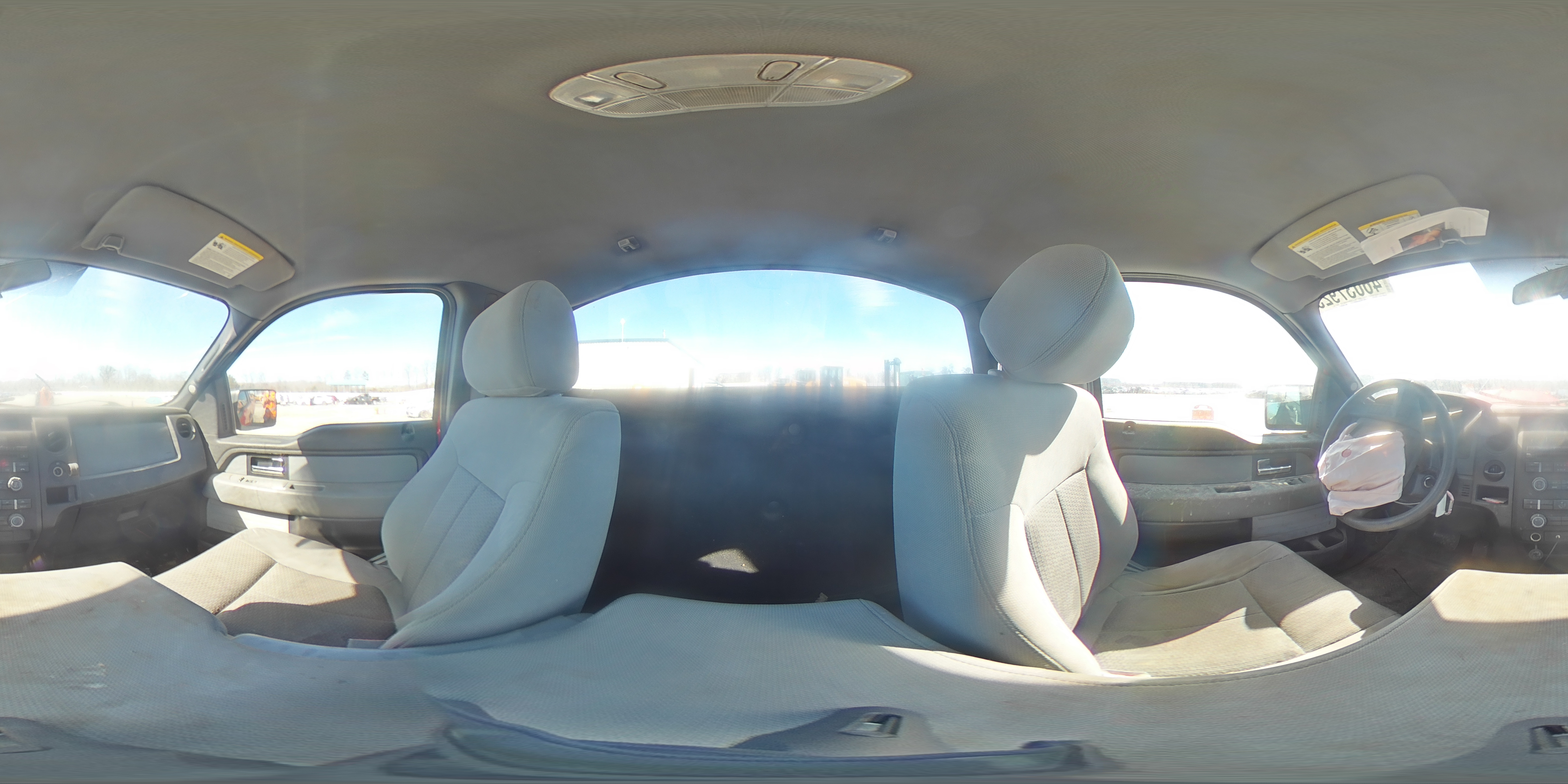2014 Ford F-150 - Image 13