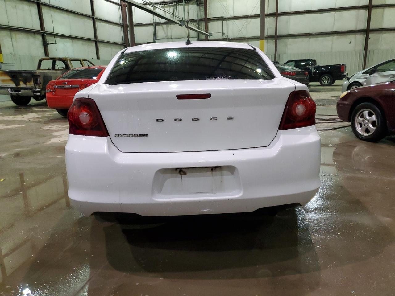 2012 Dodge Avenger - Image 6