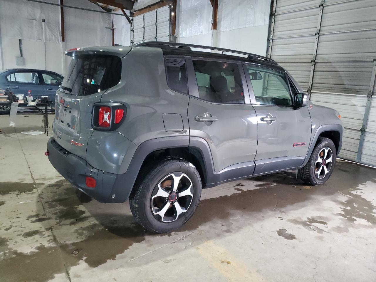 2021 Jeep Renegade - Image 3