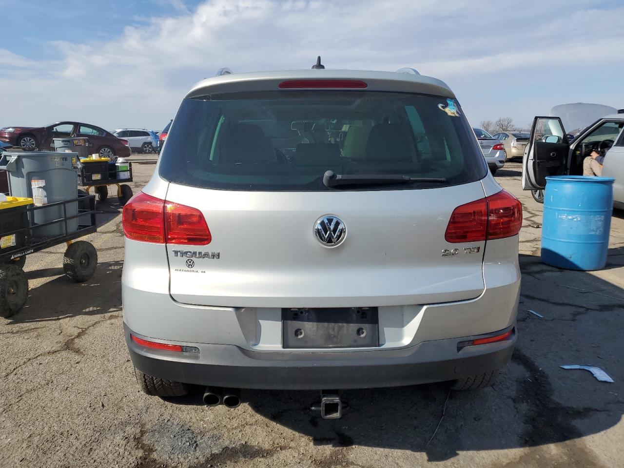 2015 Volkswagen Tiguan - Image 6