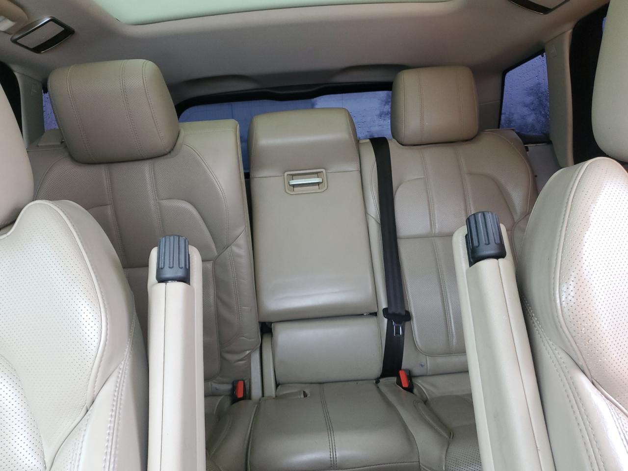 2016 Land Rover Range Rover - Image 10