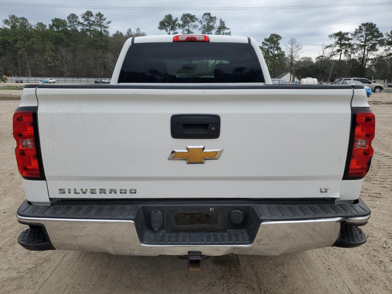 2015 Chevrolet Silverado - Image 6