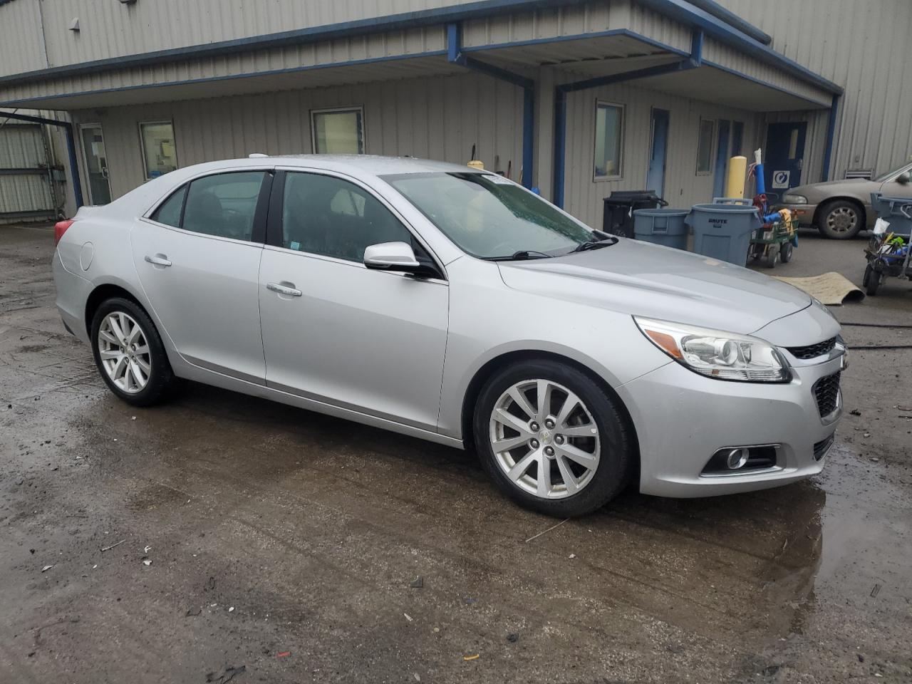 2015 Chevrolet Malibu - Image 4