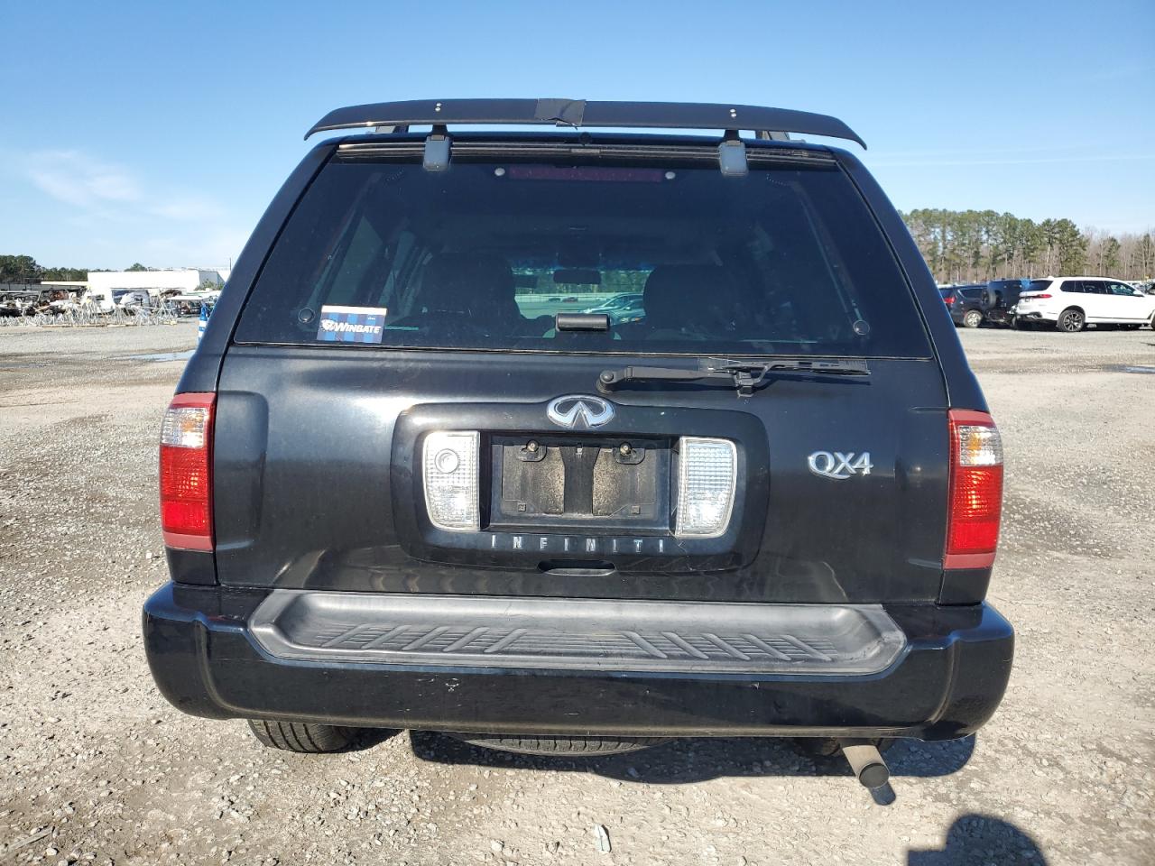 2003 Infiniti QX4 - Image 6