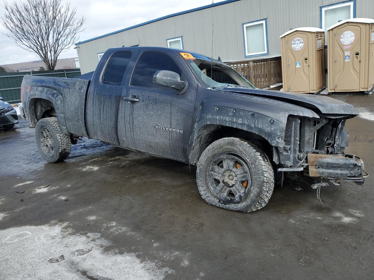 2010 Chevrolet Silverado - Image 4