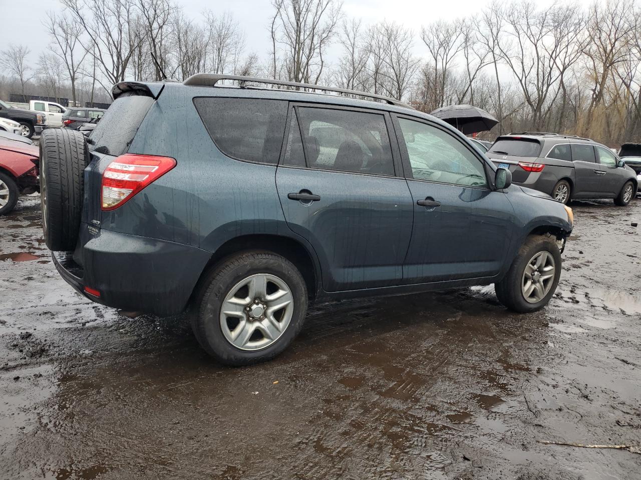 2010 Toyota RAV 4 - Image 3