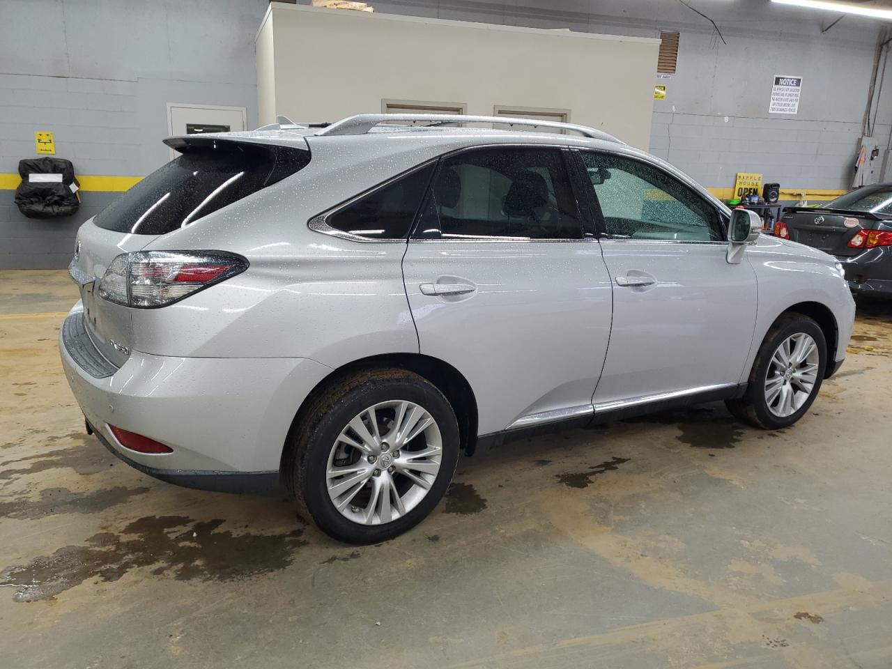 2012 Lexus RX - Image 3