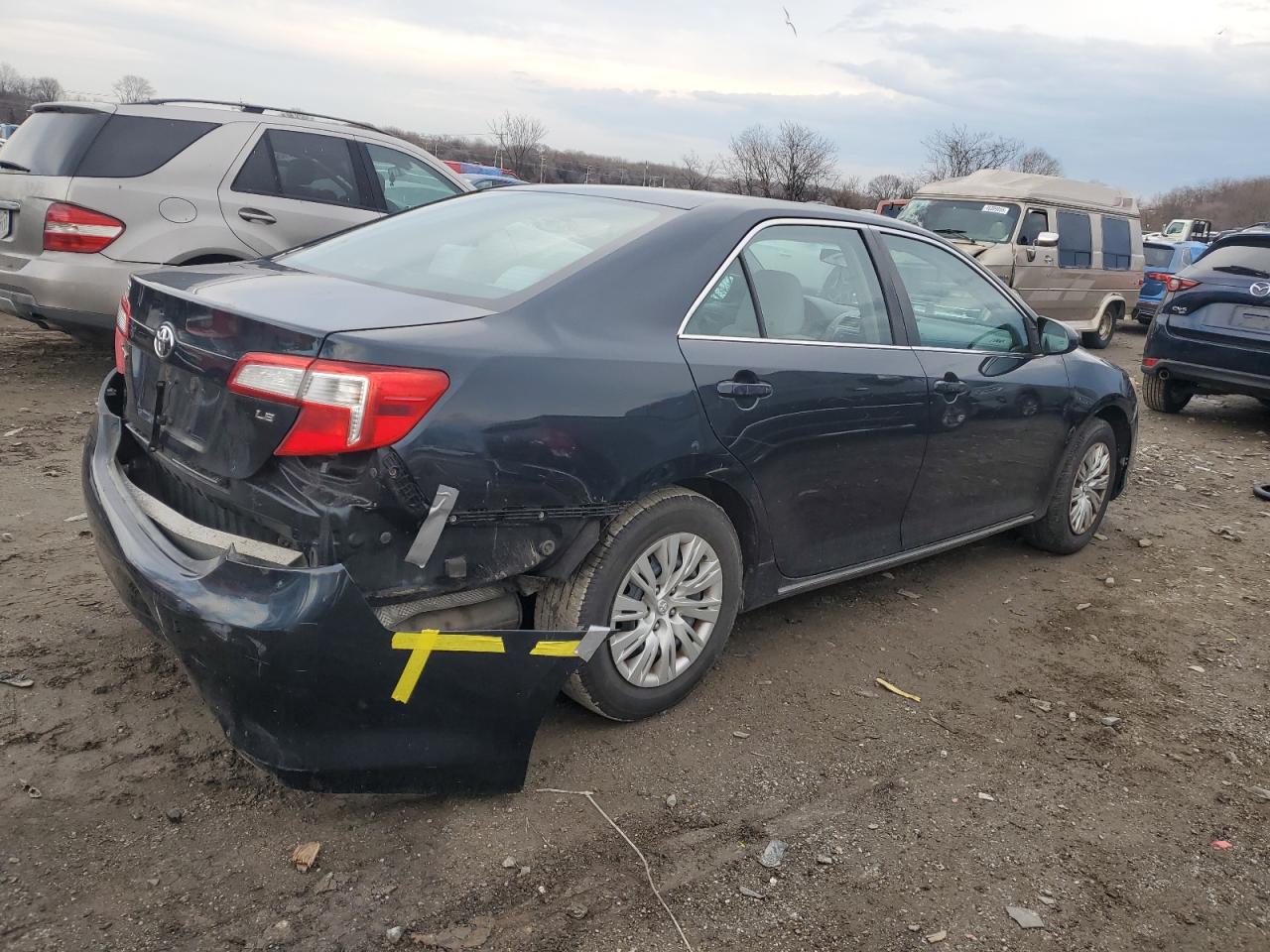 2013 Toyota Camry - Image 3