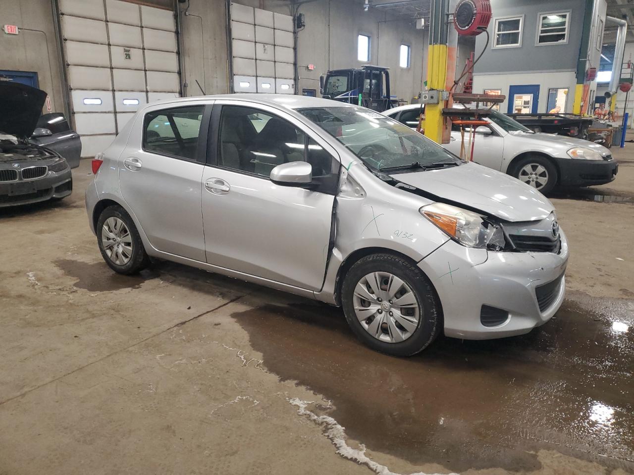 2014 Toyota Yaris - Image 4