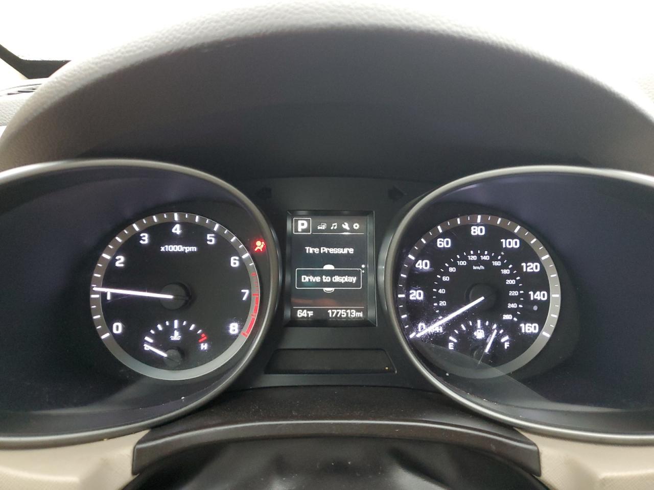 2017 Hyundai Santa Fe - Image 9