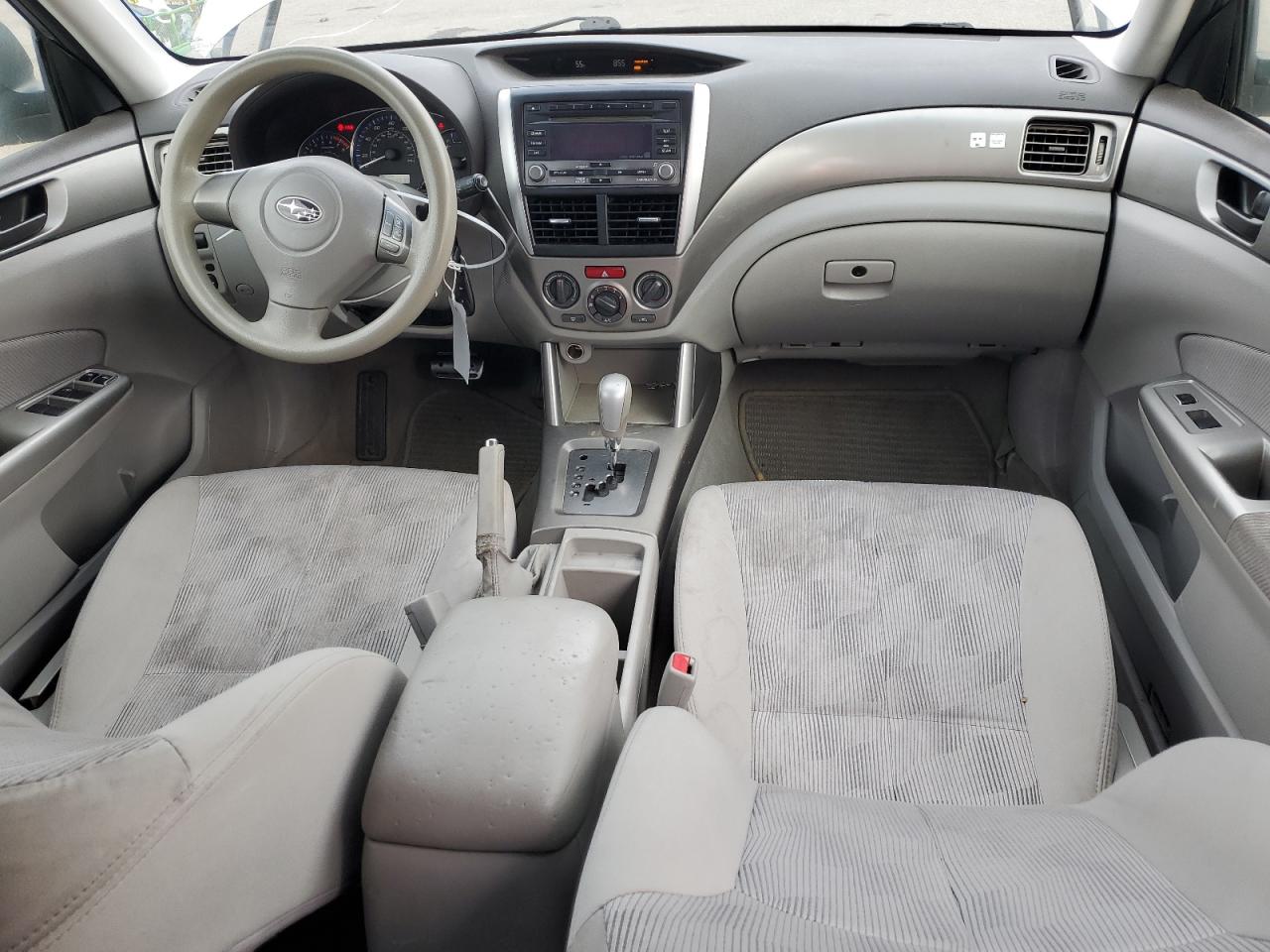 2010 Subaru Forester - Image 8