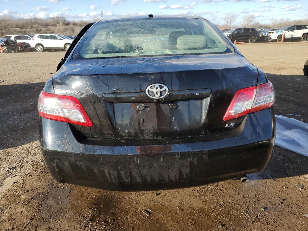 2011 Toyota Camry - Image 6