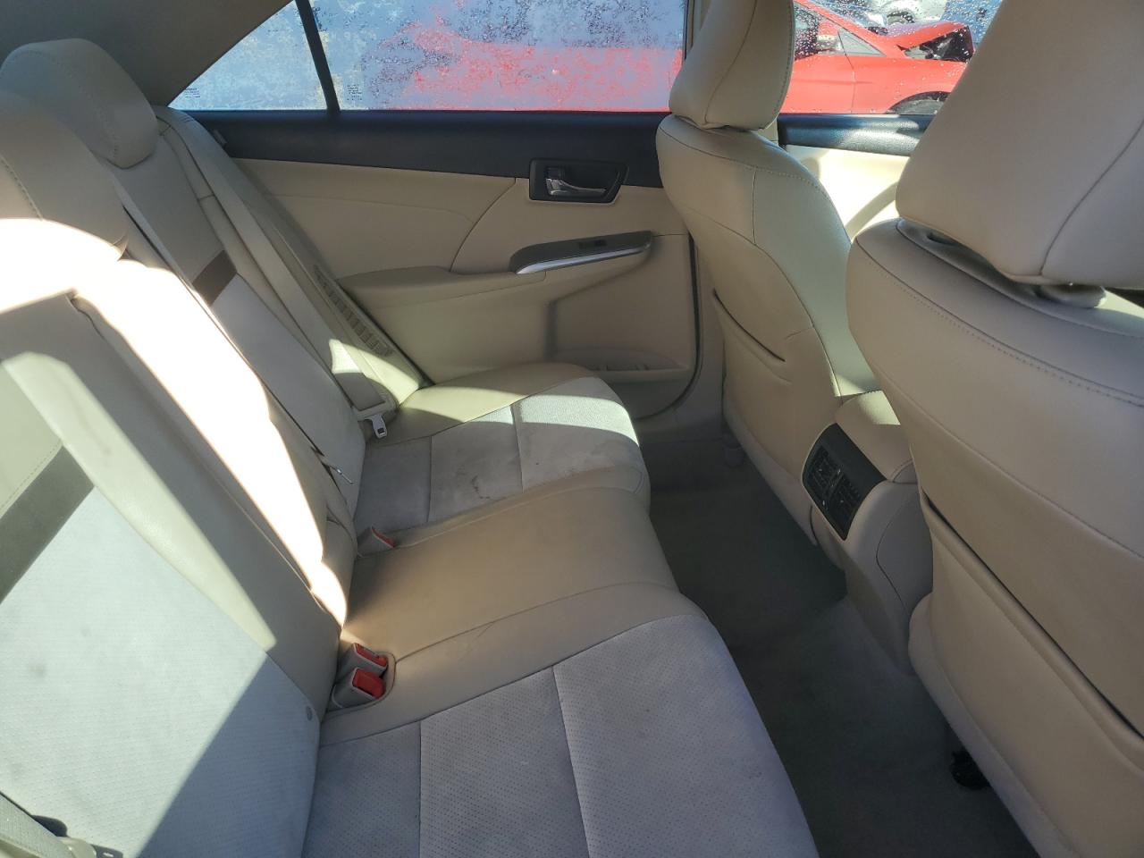 2014 Toyota Camry - Image 10