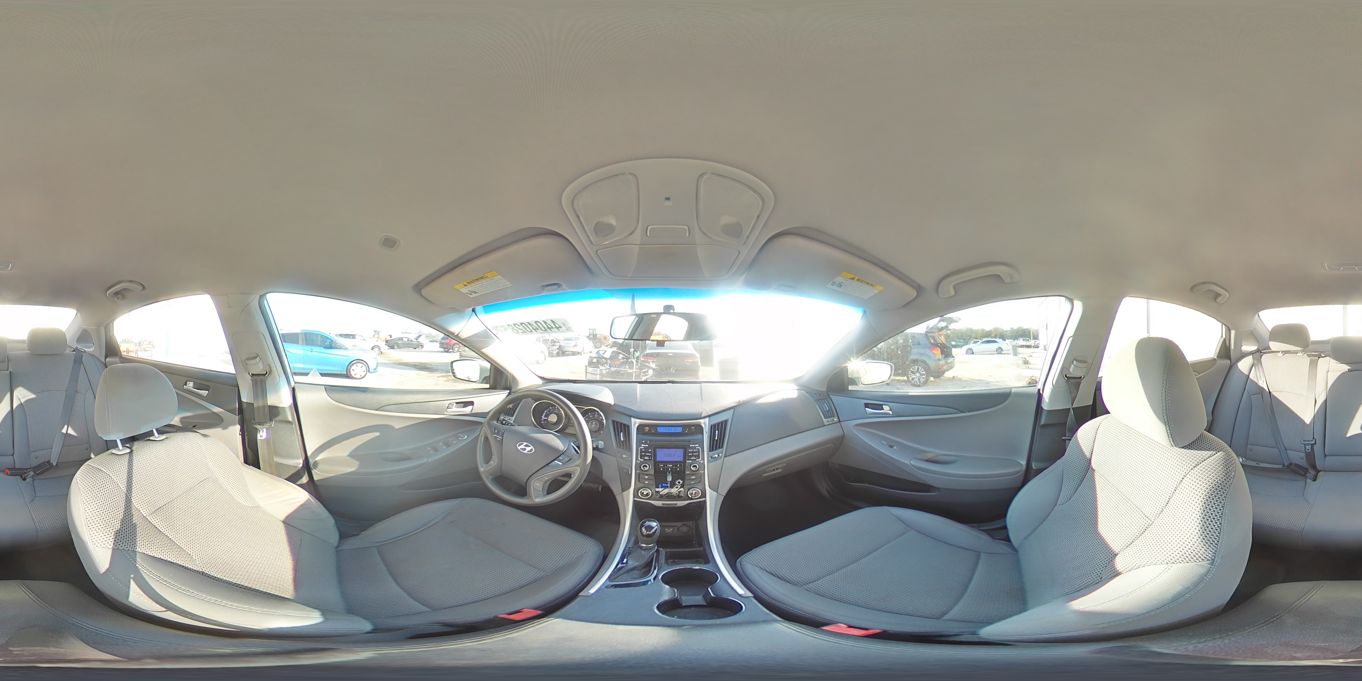 2011 Hyundai Sonata - Image 13