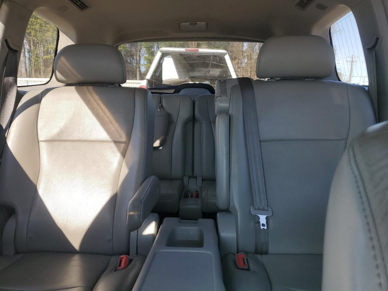 2012 Toyota Highlander - Image 10