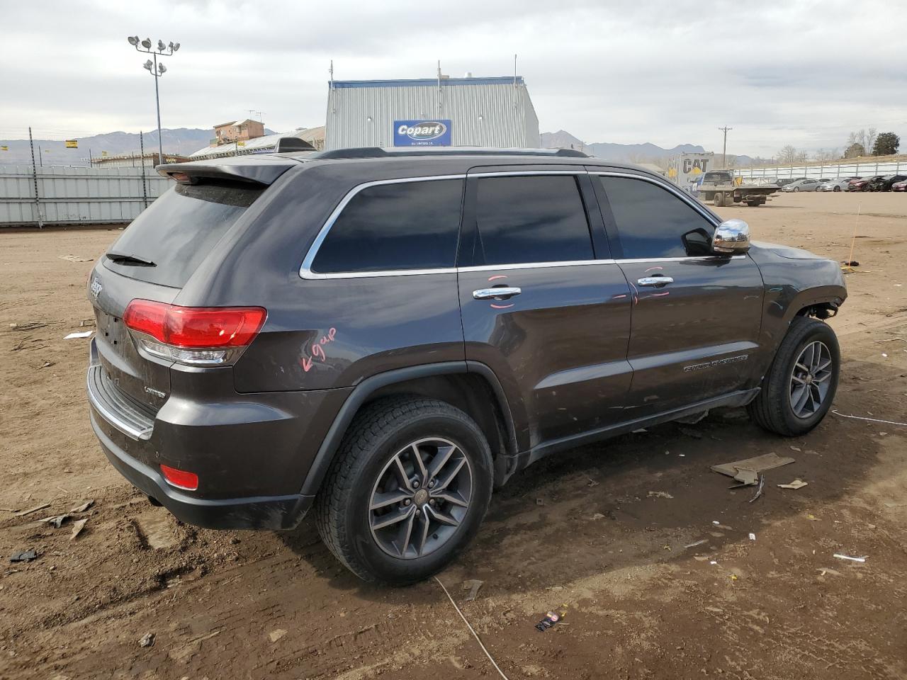 2018 Jeep Grand Cherokee - Image 3