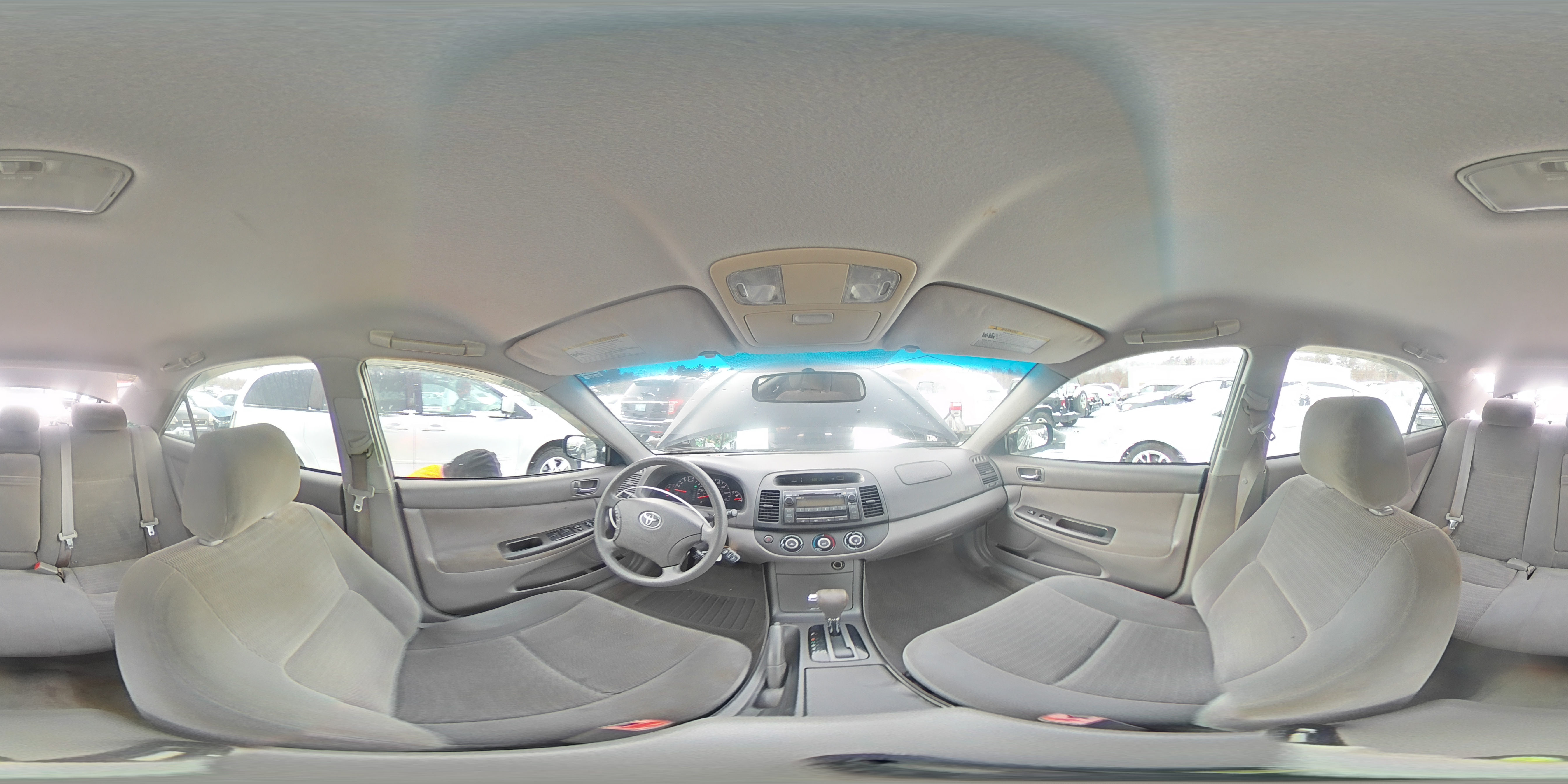 2005 Toyota Camry - Image 13