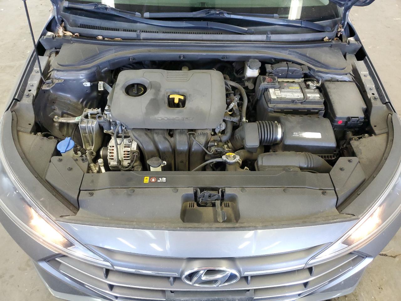 2019 Hyundai Elantra - Image 11