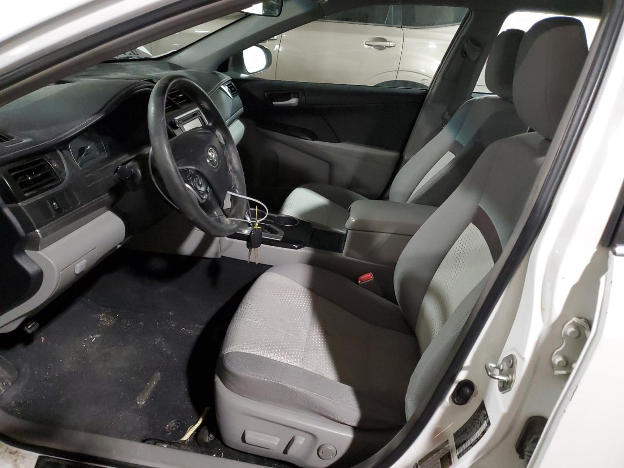 2014 Toyota Camry - Image 7