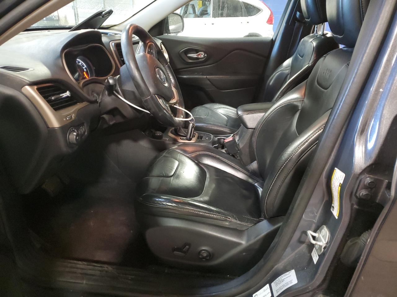 2016 Jeep Grand Cherokee - Image 7