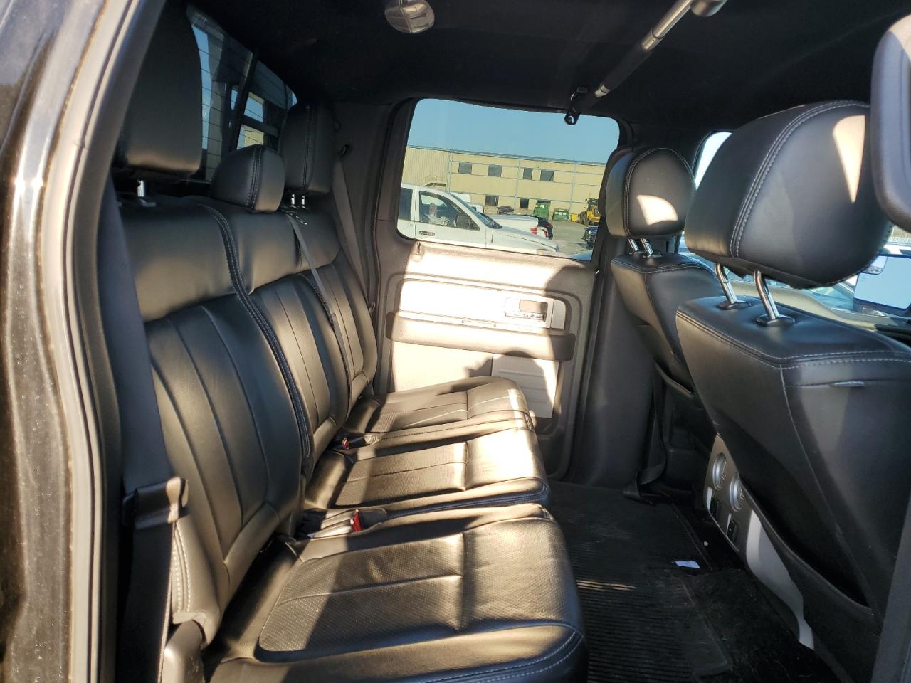 2014 Ford F-150 - Image 10