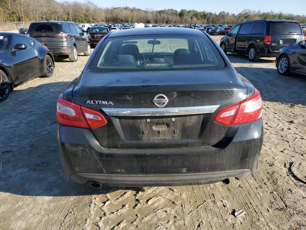 2016 Nissan Altima - Image 6