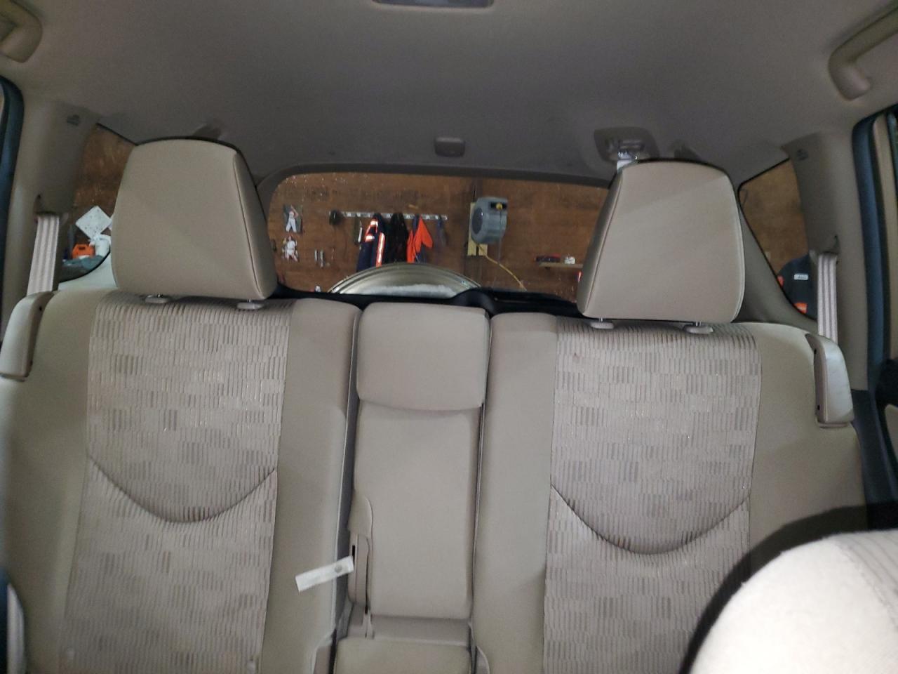 2011 Toyota RAV 4 - Image 10