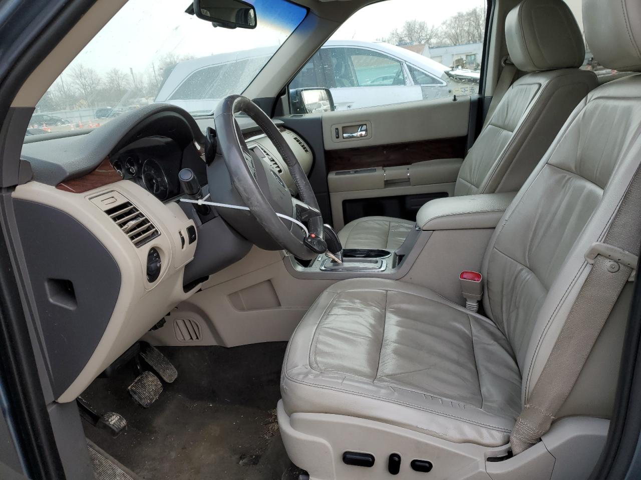 2010 Ford Flex - Image 7