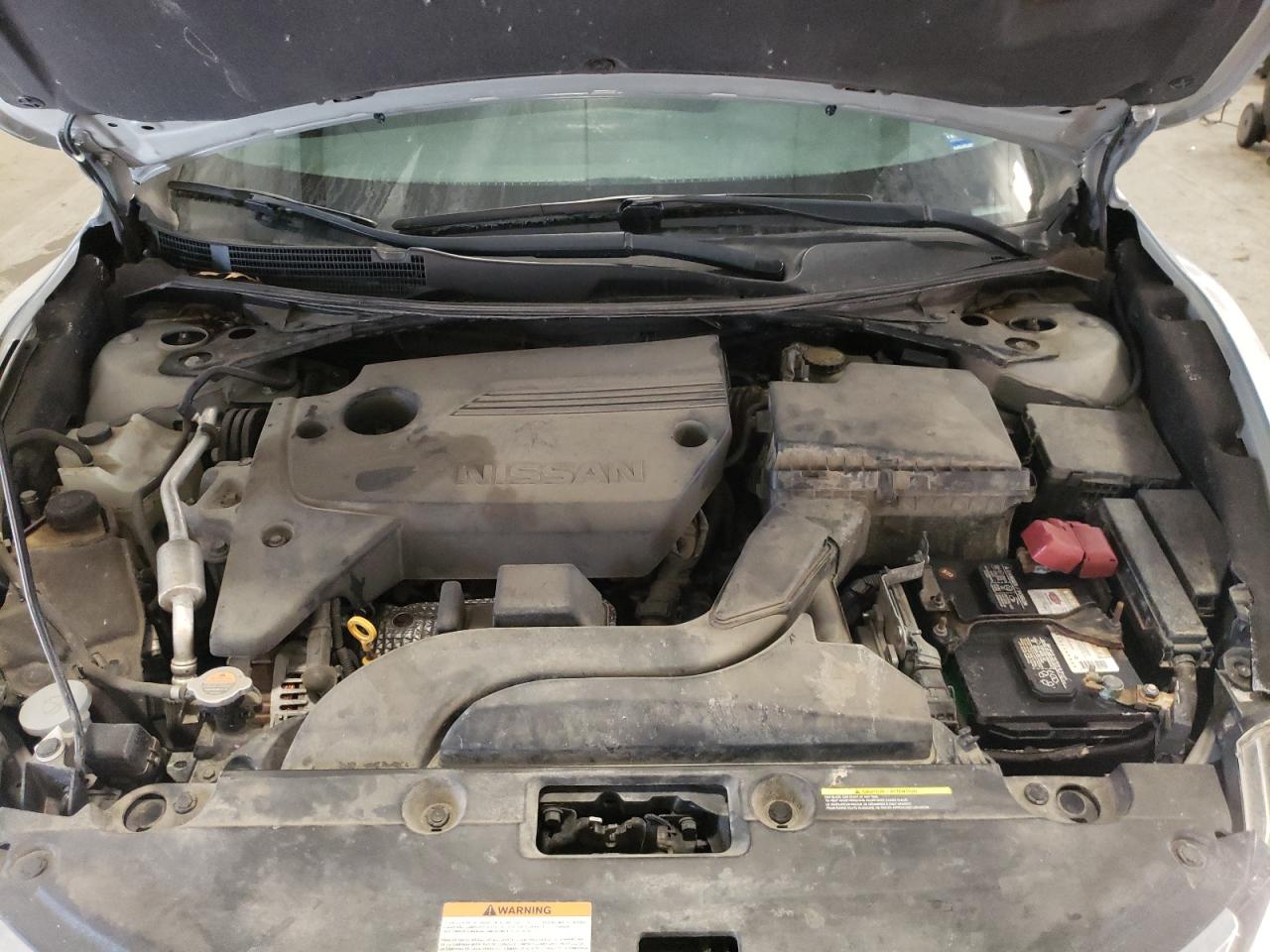 2016 Nissan Altima - Image 13