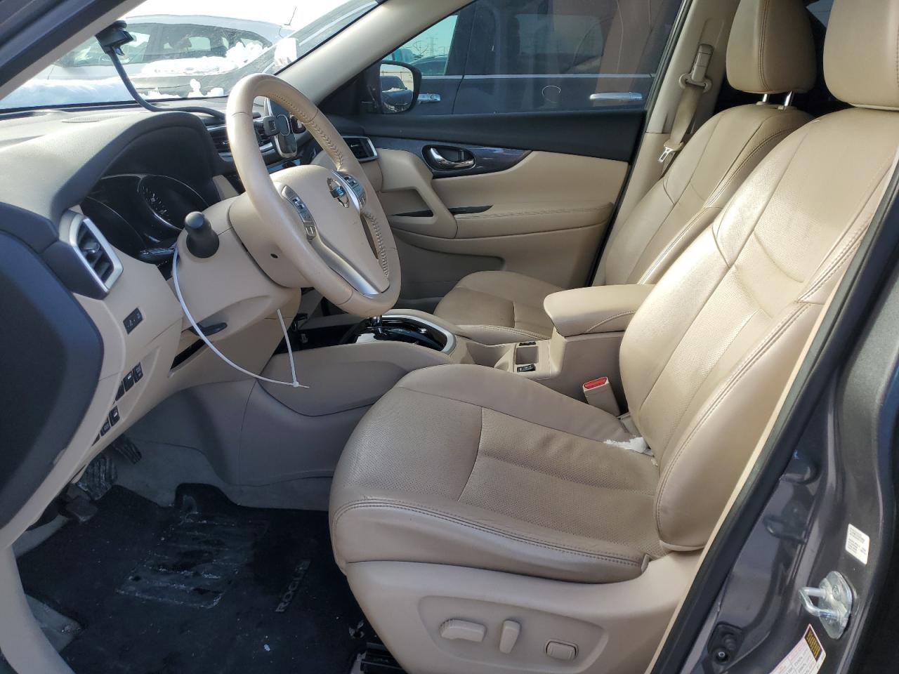 2015 Nissan Rogue - Image 7