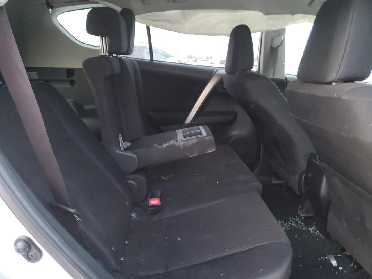 2014 Toyota RAV 4 - Image 12