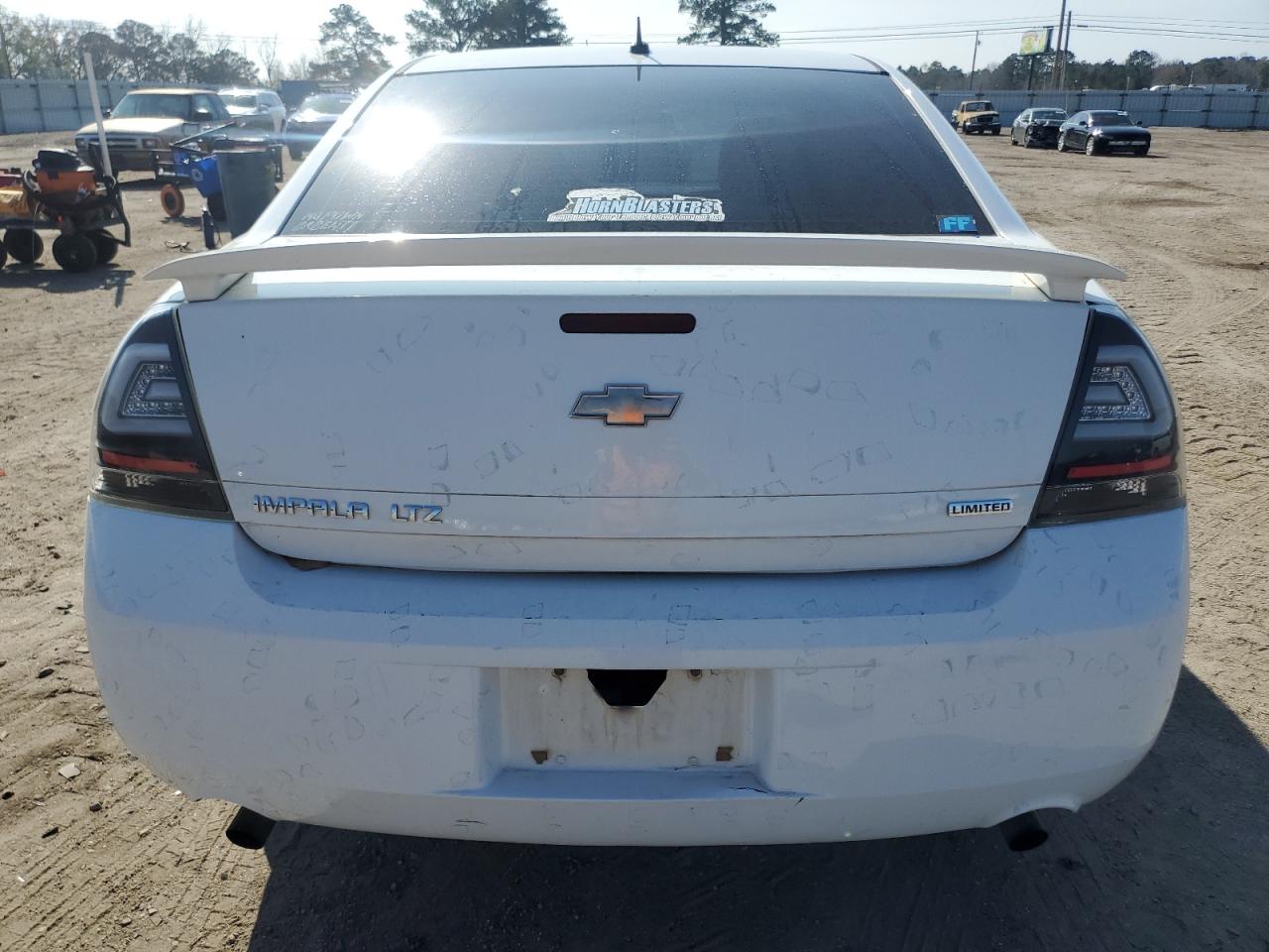 2015 Chevrolet Impala - Image 6