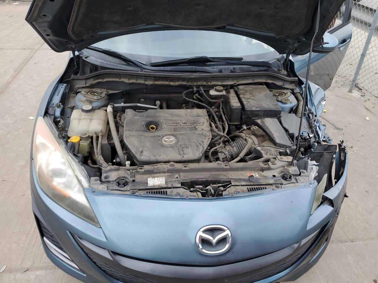 2011 Mazda 3 - Image 11