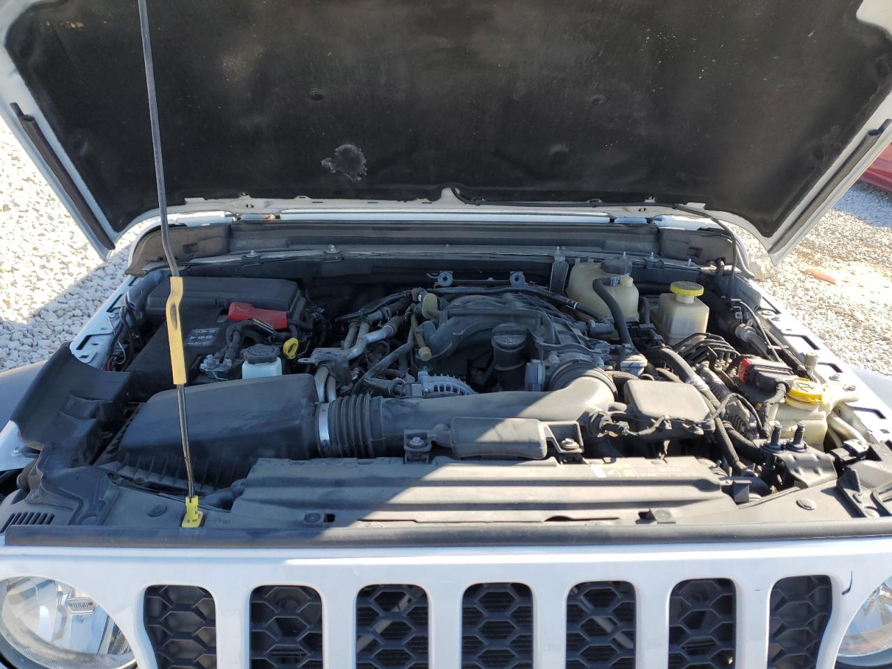 2020 Jeep Gladiator - Image 13