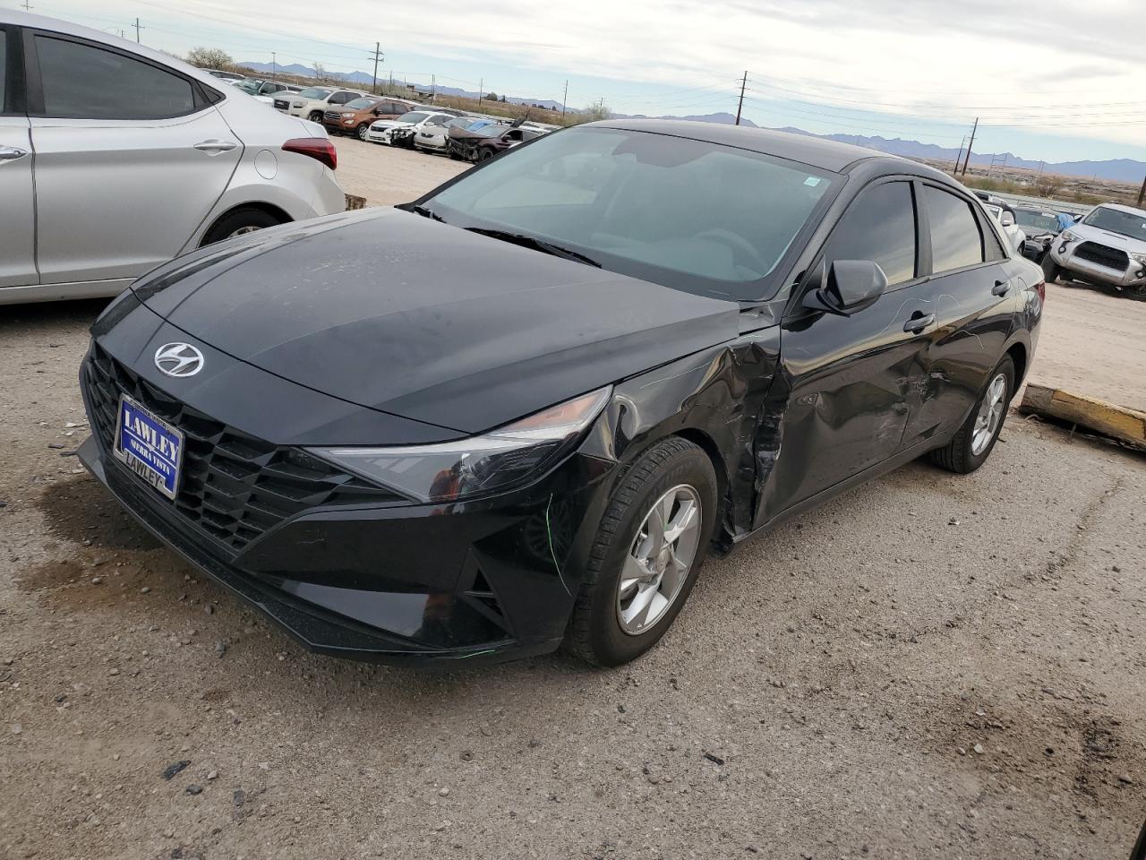 2023 Hyundai Elantra - Image 1