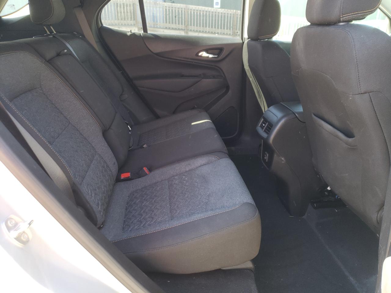 2022 Chevrolet Equinox - Image 10