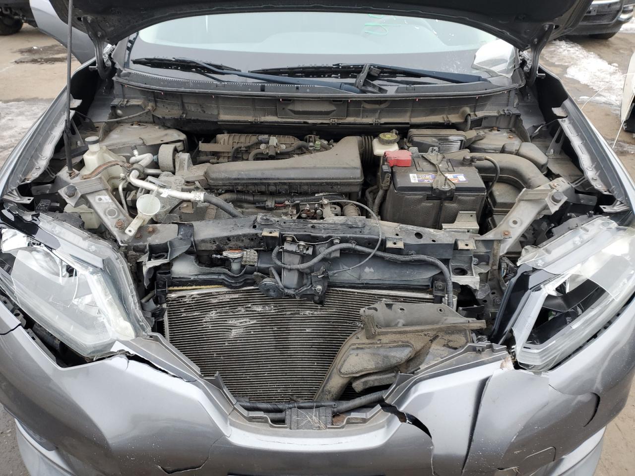 2015 Nissan Rogue - Image 11