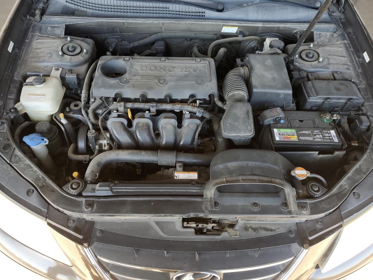2009 Hyundai Sonata - Image 12